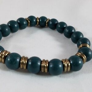 Hand Crafted Green Gemstone Stretch Bracelet Unisex